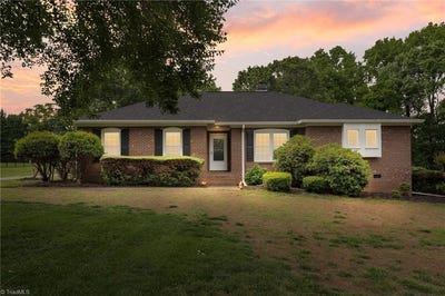 /international/us/211-hidden-creek-drive-advance-nc-110107956492/