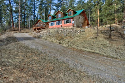 /international/us/831-sulphur-creek-road-jemez-springs-nm-110107960082/