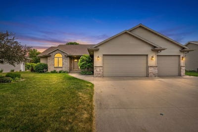 /international/us/2307-southerland-circle-kaukauna-wi-110108693389/