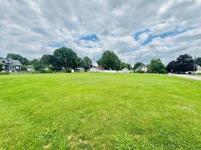 /international/us/716-strawbridge-street-brookfield-mo-110108906938/