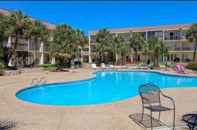 /international/us/2046-beach-boulevard-lot-105-biloxi-ms-110108147461/