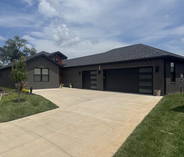 /international/us/5955-s-farm-road-163-springfield-mo-110101144093/