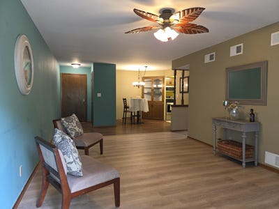 /international/us/3239-s-58th-st-milwaukee-wi-110101122389/