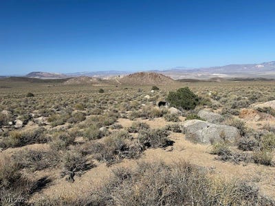 /international/us/1220-settler-s-way-dyer-nv-110100400916/