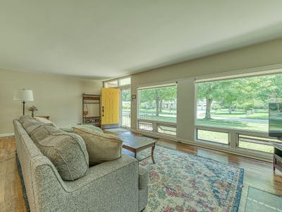 /international/us/219-park-street-tecumseh-mi-110100207191/