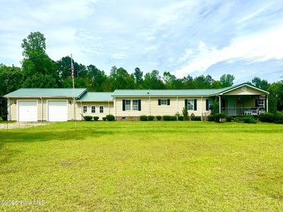 /international/us/3984-pocosin-road-lake-waccamaw-nc-110104995823/