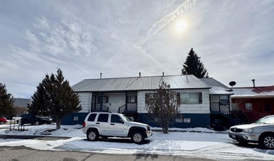 /international/us/1613-sage-street-evanston-wy-110105957233/