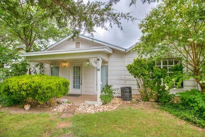 /international/us/405-w-james-avenue-mertzon-tx-110105867358/