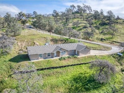 /international/us/20812-hidden-lake-boulevard-friant-ca-110097513829/