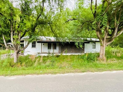 /international/us/306-bell-st-abbeville-ga-110108388162/