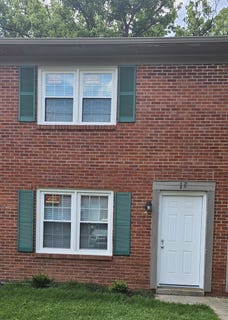 /international/us/305-lake-street-nicholasville-ky-110097014068/