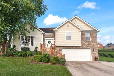 /international/us/312-general-smith-drive-richmond-ky-110101179011/?lang=fr