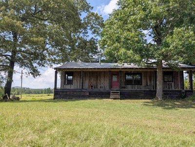 /international/us/unk-lowrie-loop-smithville-ok-110100585468/