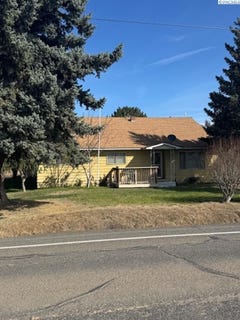 /international/us/2821-grandview-pavement-mabton-wa-110107288006/