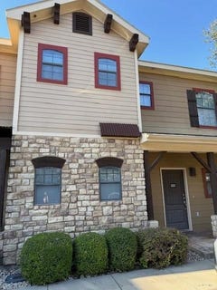 /international/us/2410-s-2nd-street-waco-tx-110103415831/