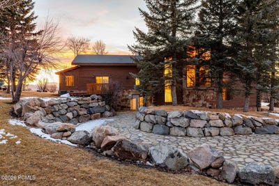 /international/us/2016-n-state-road-32-kamas-ut-110107399642/