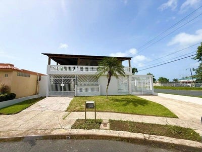 /international/us/1-calle-lago-vivi-toa-baja-pr-110101136325/