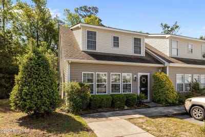 /international/us/4513-country-club-road-morehead-city-nc-110108658630/