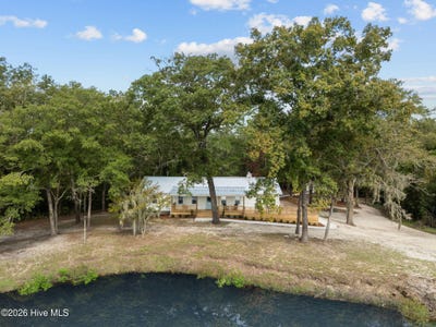 /international/us/360-fontanel-lake-drive-burgaw-nc-110106538397/