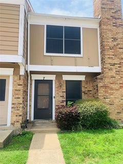 /international/us/721-lee-street-mesquite-tx-110100075654/