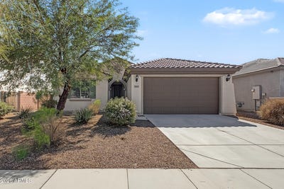 /international/us/16141-w-yearling-road-surprise-az-110120419325/