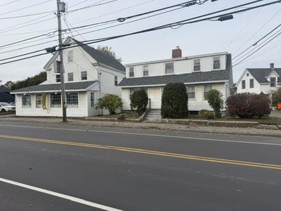 /international/us/158-s-main-street-rockland-me-110120511128/