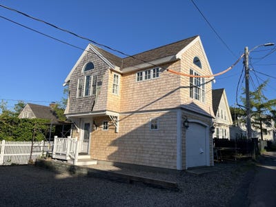 /international/us/398-commercial-street-provincetown-ma-110108391743/