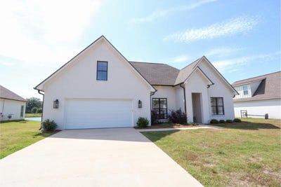 /international/us/170-ridgeway-drive-starkville-ms-110108139995/
