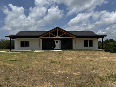 /international/us/2050-allen-schoolhouse-road-columbia-ky-110100476551/