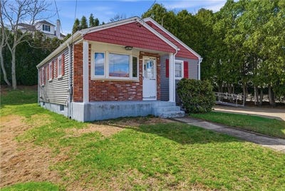 /international/us/191-st-barnabe-woonsocket-ri-110107048211/