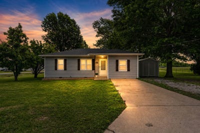 /international/us/106-s-lorraine-street-seymour-mo-110108120354/