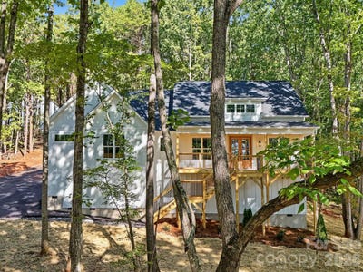 /international/us/5290-w-liberty-hill-road-york-sc-110120458469/