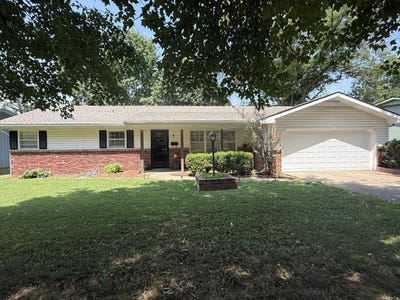 /international/us/2711-s-claremont-avenue-springfield-mo-110110375286/