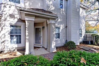 /international/us/1596-willow-cove-newport-news-va-110107433455/