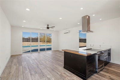 /international/us/3460-stonehill-avenue-joshua-tree-ca-110110229358/