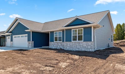 /international/us/625-kirkland-avenue-algoma-wi-110108394288/
