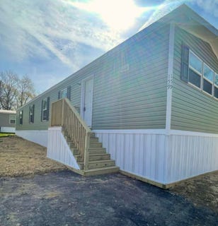 /international/us/159-roundtop-circle-scottdale-pa-110107960445/