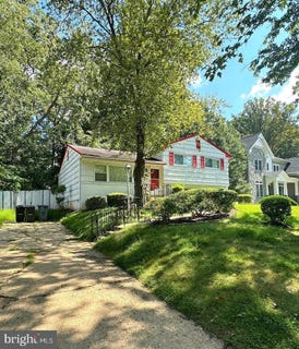 /international/us/909-cottage-street-sw-vienna-va-110108479279/