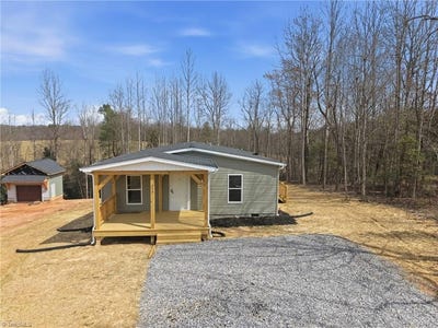 /international/us/7825-nc-highway-16-millers-creek-nc-110108659053/