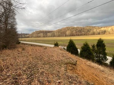 /international/us/8289-n-fields-road-vallonia-in-110106532164/