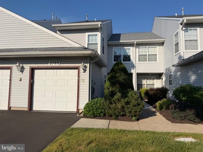 /international/us/2703-sterling-rd-yardley-pa-110108659876/