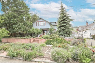 /international/us/1706-oak-st-la-grande-or-110099995207/