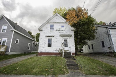 /international/us/232-birch-street-bangor-me-110120738627/
