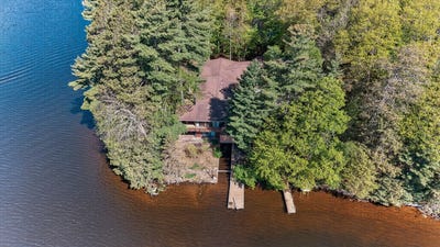 /international/us/13033-sundance-point-ln-manitowish-waters-wi-110108451683/