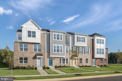 /international/us/8519-cattail-way-brandywine-md-110108504735/