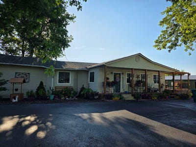 /international/us/1332-batts-road-wickliffe-ky-110120537503/