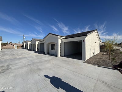 /international/us/2661-tonto-dr-lake-havasu-city-az-110108297559/