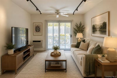 /international/us/101-sylvan-avenue-miller-place-ny-110108304806/