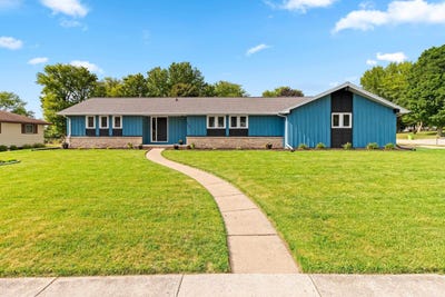 /international/us/326-saratoga-street-chilton-wi-110108694501/