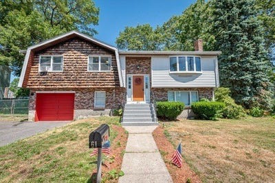 /international/us/61-emeline-st-randolph-ma-110100569093/